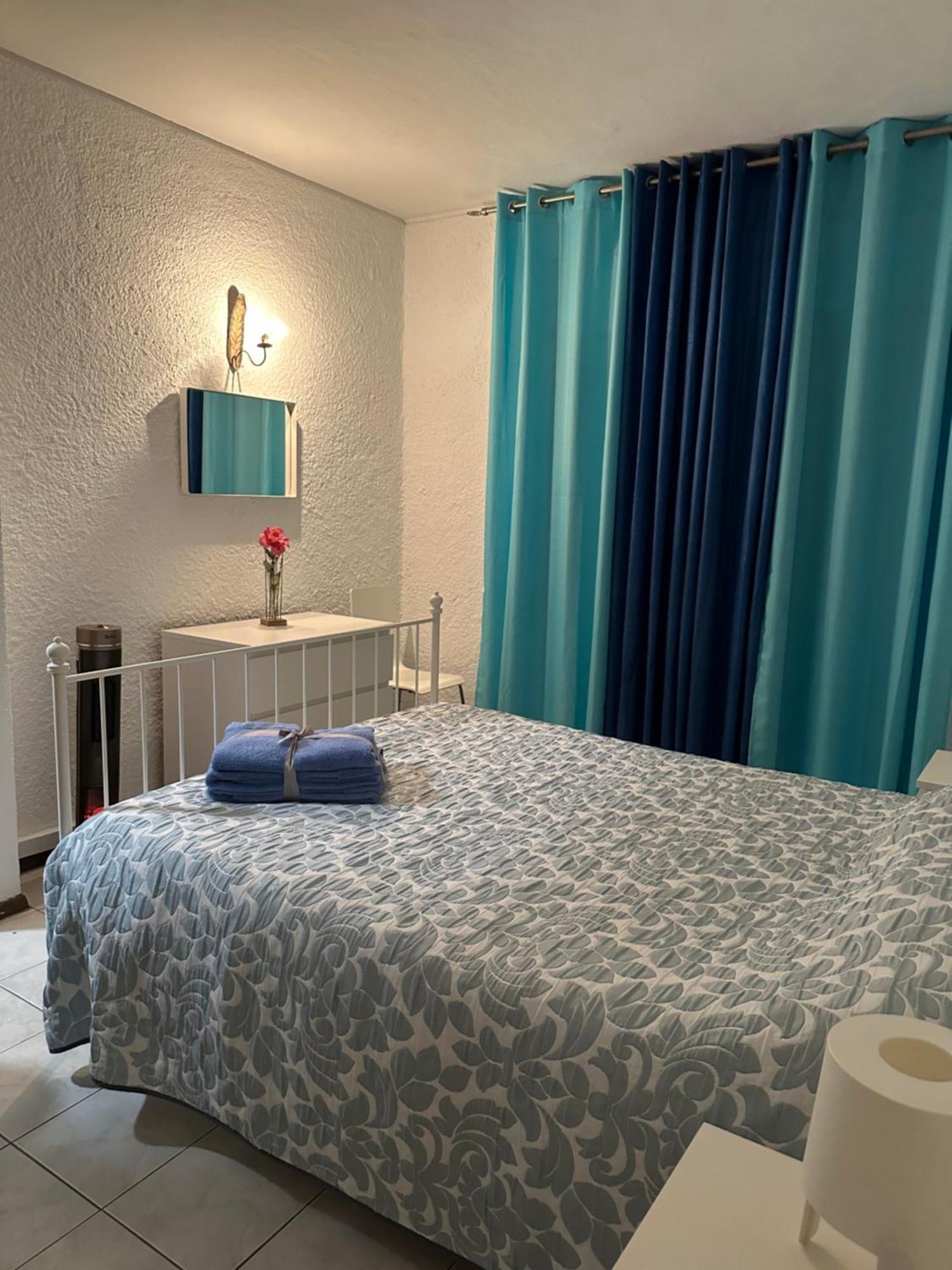 Quarteira Home Beach Ferias Tranquilas A 1Km Da Praia Totalmente Renovado Dış mekan fotoğraf